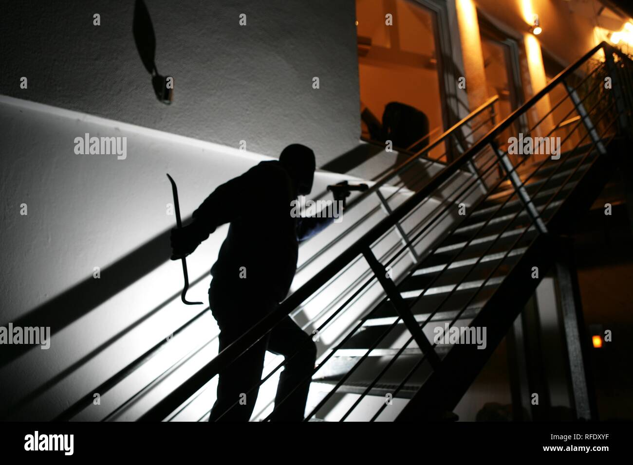 burglar-burglary-stock-photo-alamy