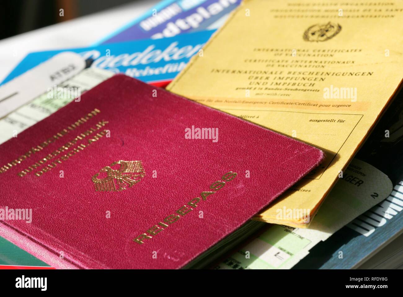 Residence documents hi-res stock photography and images - Alamy