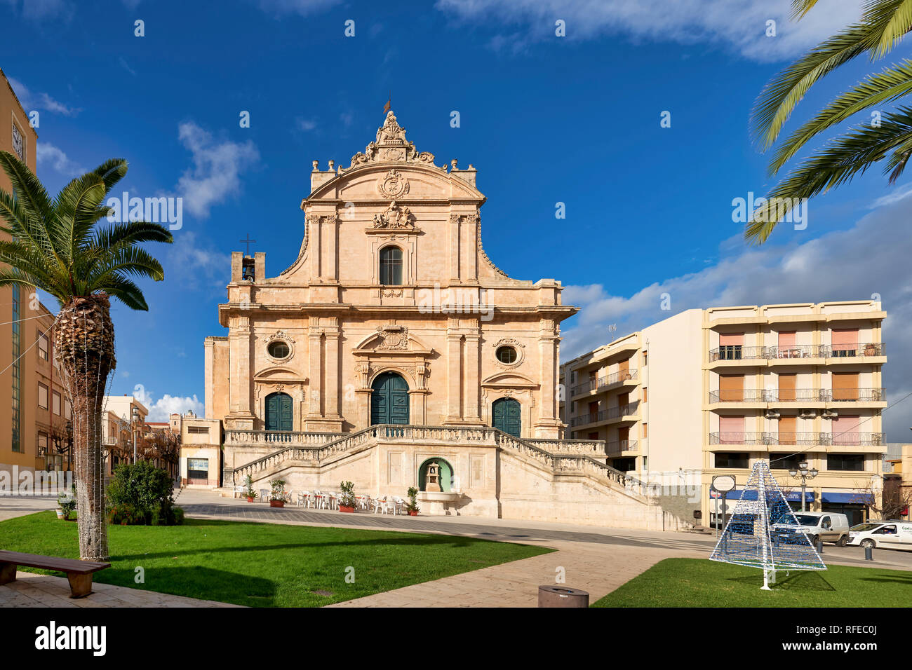 chiesa-madre-s-bartolomeo-ispica-sicily-italy-stock-photo-alamy