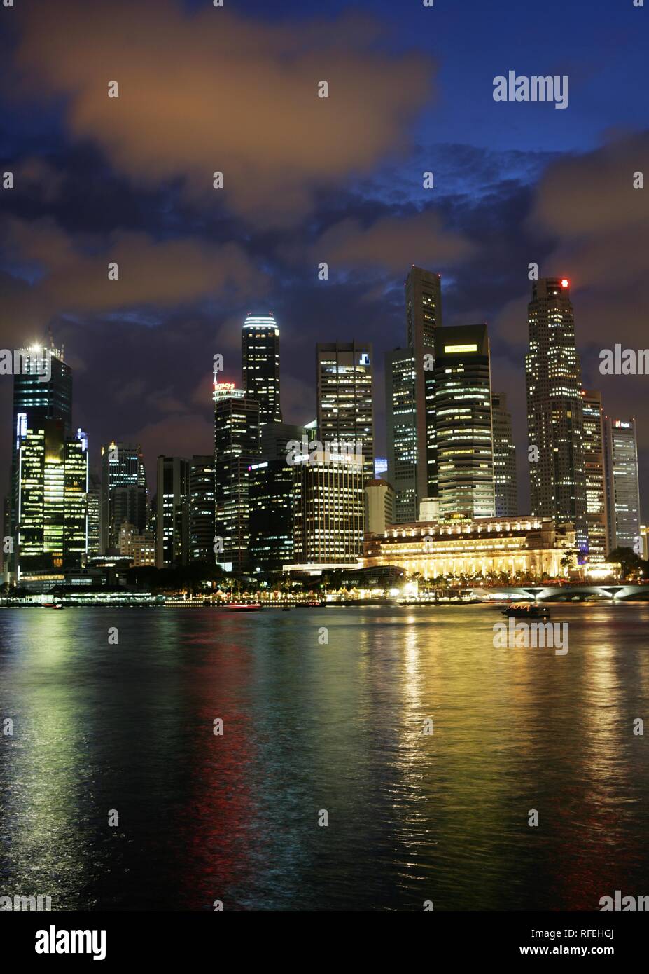 SGP, Singapore City Skyline. Stock Photo Alamy