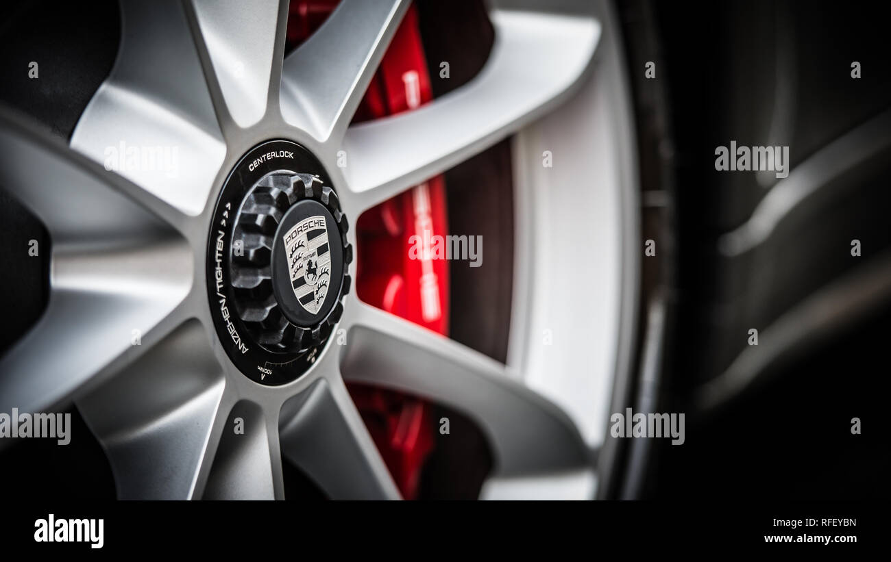 Close up detail image of the alloy wheel & brake calliper of the Porsche 911 GT3 Tourer Stock