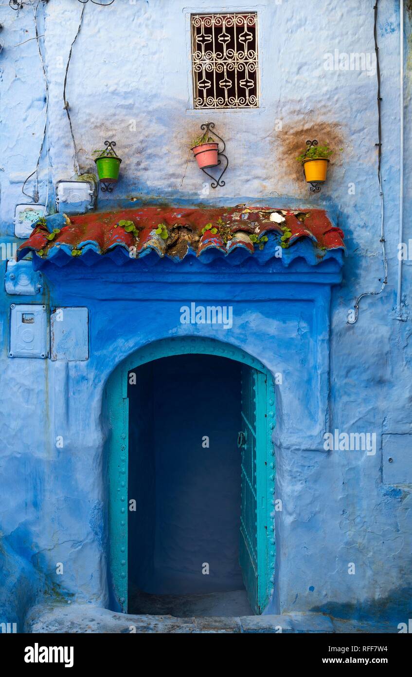 Facade, blue entrance door, blue house, Medina of Chefchaouen, Chaouen, Tangier-Tétouan, Morocco Stock Photo