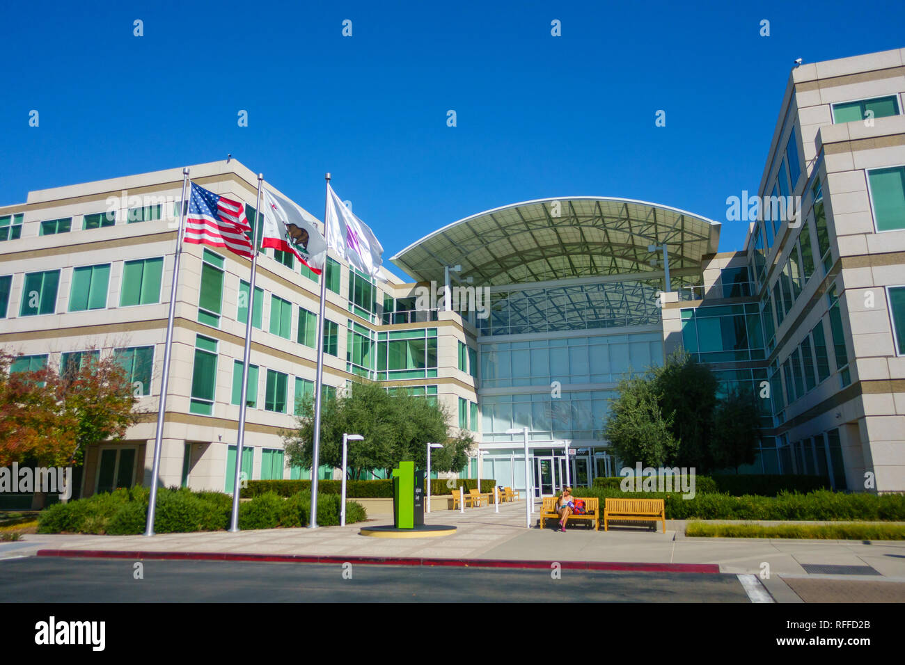 Apple company campus in silicone valley, Infinity loop one Stock Photo ...