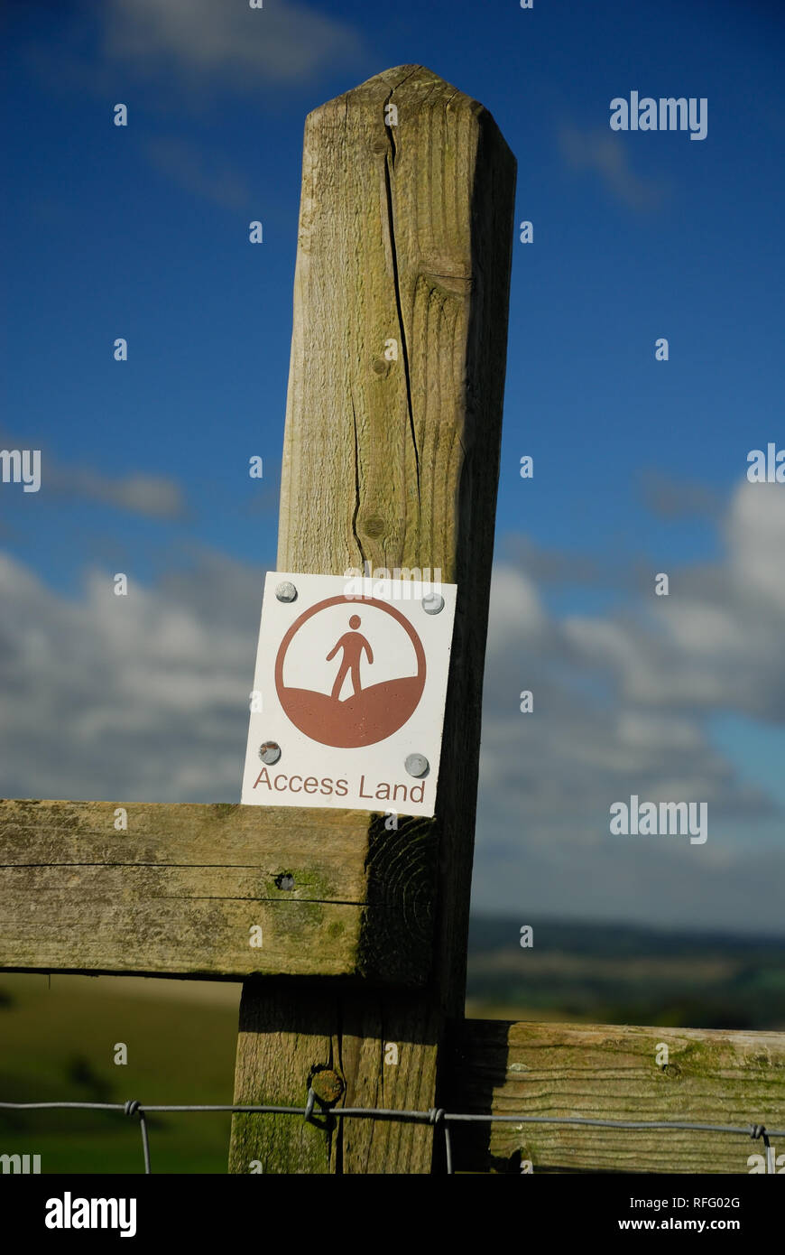 Open Access Land waymarker on stile leading into Calstone Coombes. Stock Photo