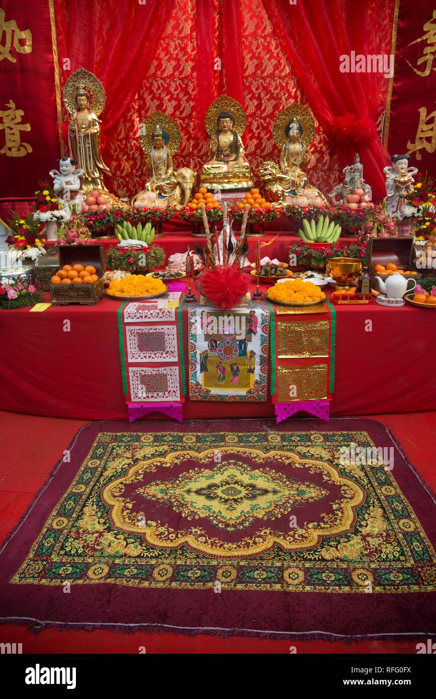 how does chinese new year honor the history of china