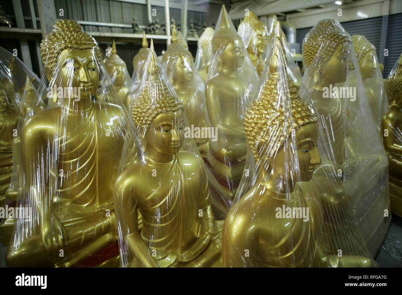 THA Thailand Bangkok Buddah Factory. Handmade Buddha statues Stock Photo