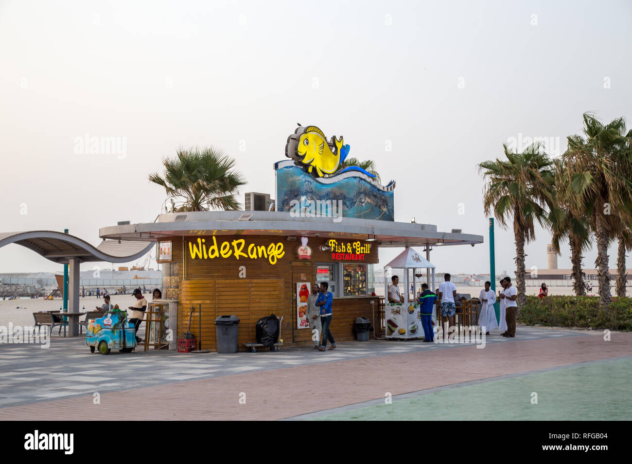 Jumeirah Public Beach Restaurant, Dubai Stock Photo Alamy