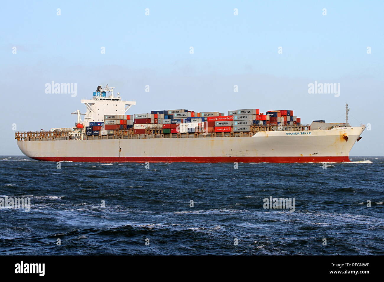 The container ship Bremen Belle passes on 1 January 2019 Cuxhaven and