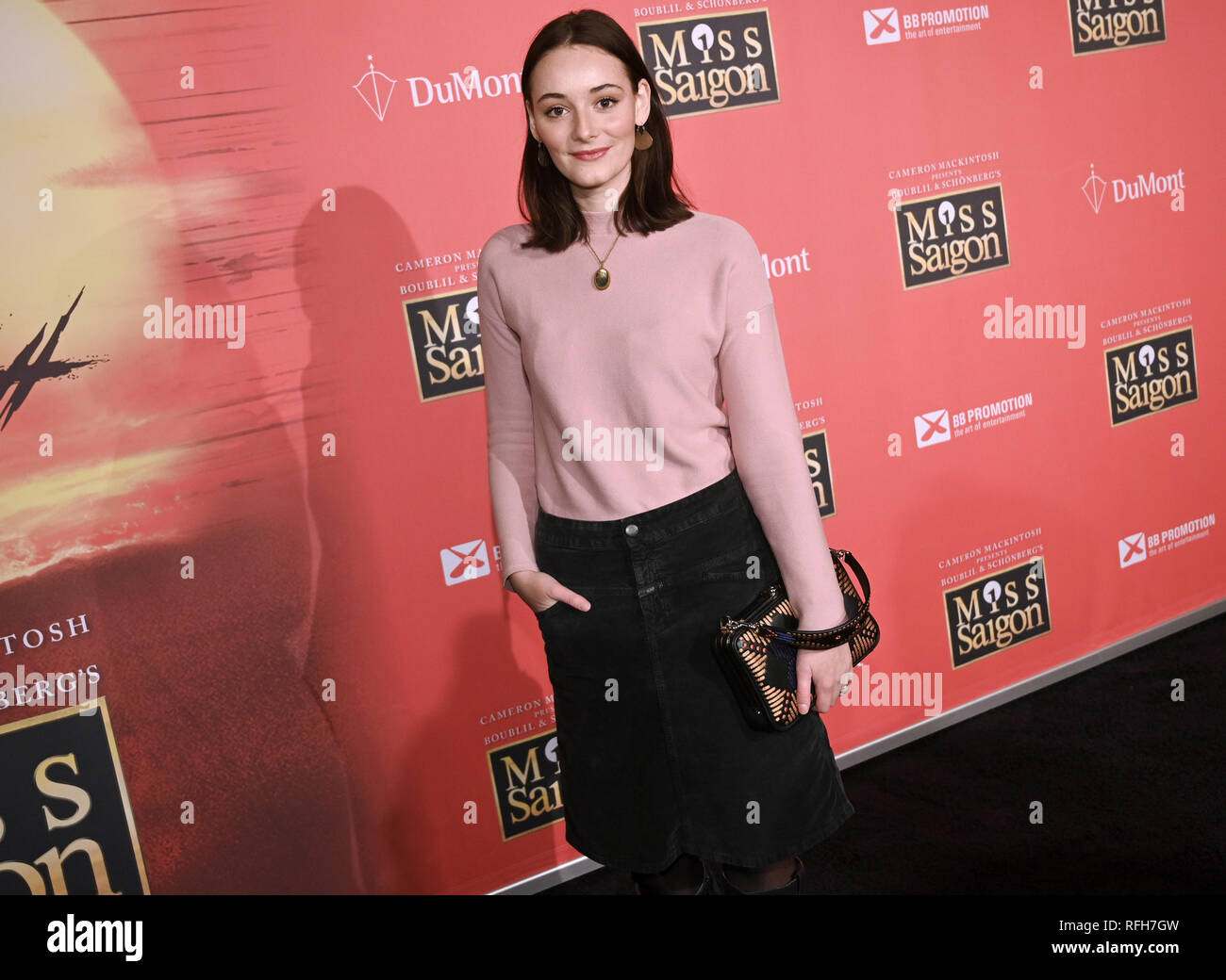 25 January 2019, North Rhine-Westphalia, Köln: The actress Maria Ehrich comes to the German premiere of the new production of the musical 'Miss Saigon'. The piece can still be seen in Cologne until 3 March. Photo: Henning Kaiser/dpa Stock Photo