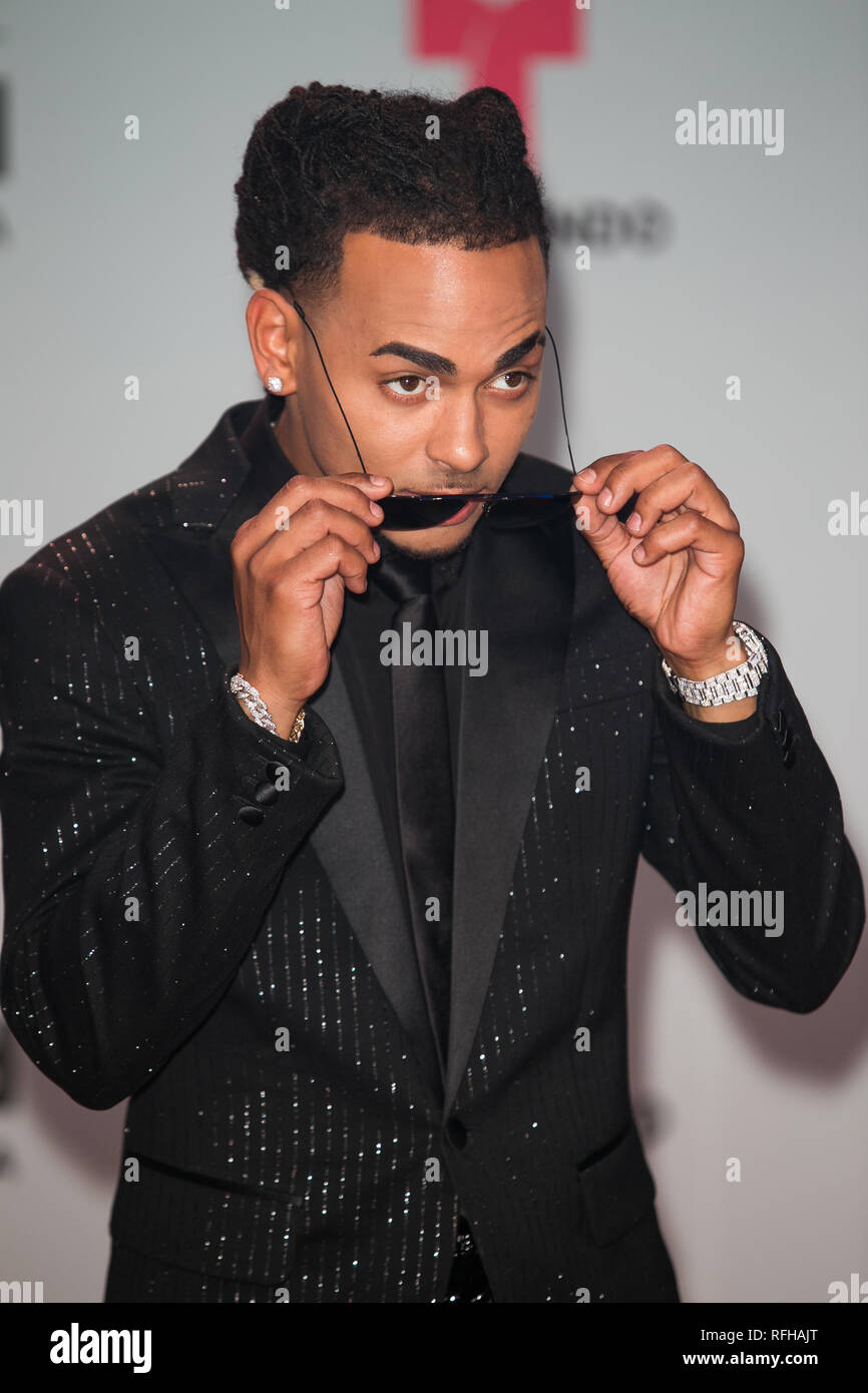 Kevin gilbert hires stock photography and images Alamy(02)