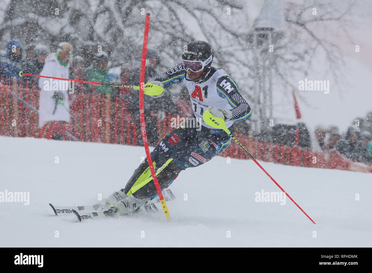Kitzbuehel, Austria. 26th Jan, 2019. Audi FIS Ski World Cup, Men's Slalom;  Andre Myhrer (SWE) in action clearing a gate Credit: Action Plus  Sports/Alamy Live News Stock Photo - Alamy