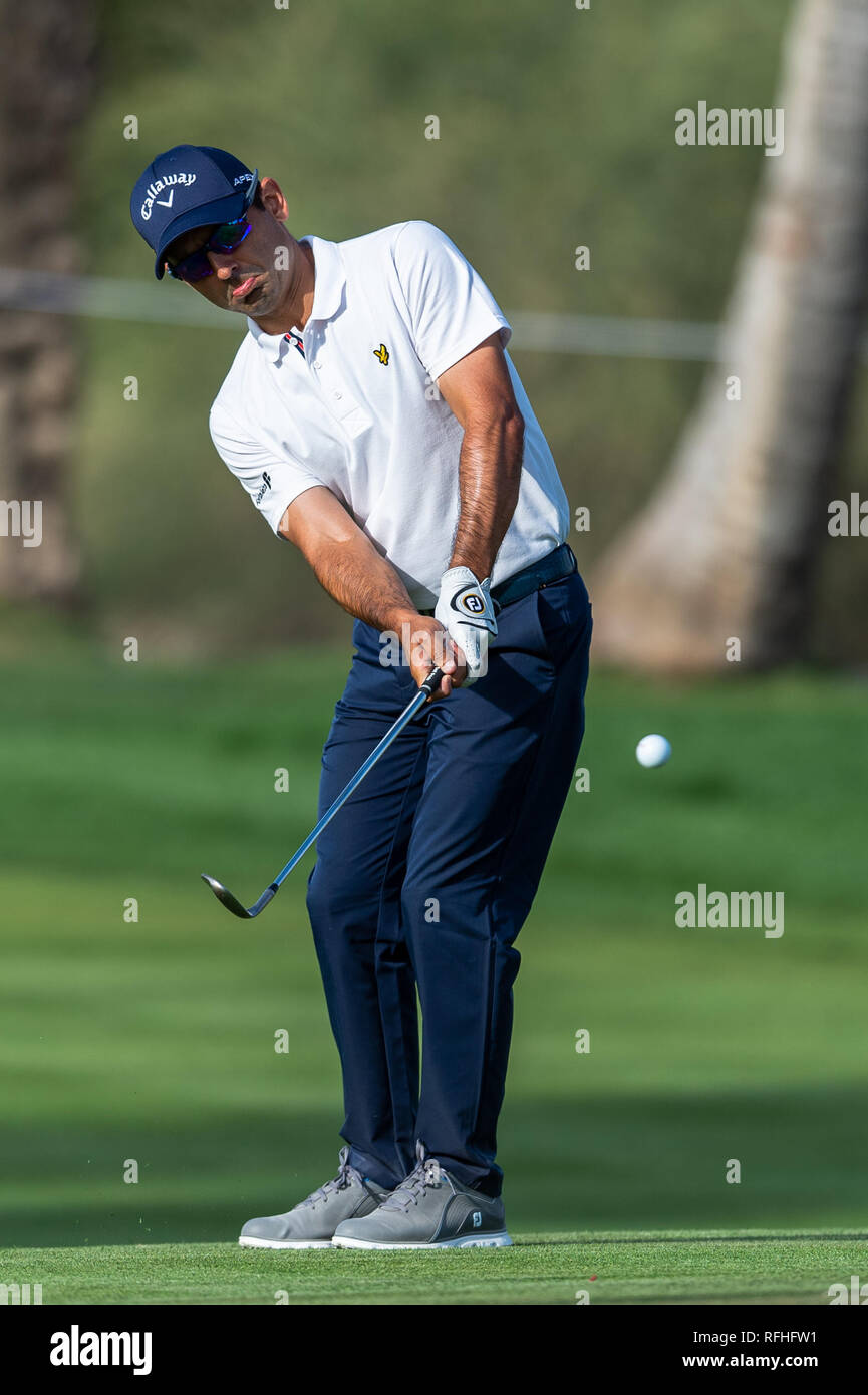 Dubai, UAE. 26th January 2019. Fabrizio Zanotti of Paraguay chips to the  17th green in round 3 during the Omega Dubai Desert Classic 2019 at the  Emirates Golf Club, Dubai, UAE on