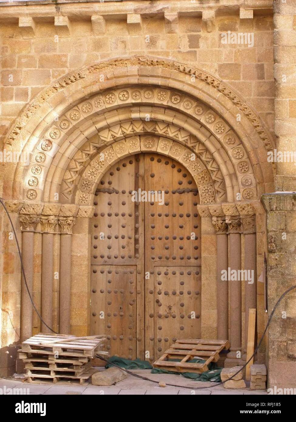  Iglesia de San Pedro 07 Stock Photo Alamy