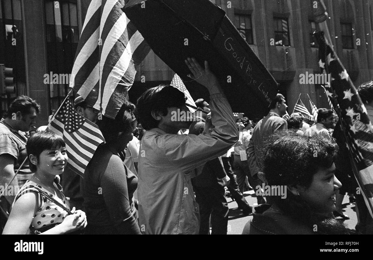 Anti vietnam war hard hat riot Black and White Stock Photos & Images