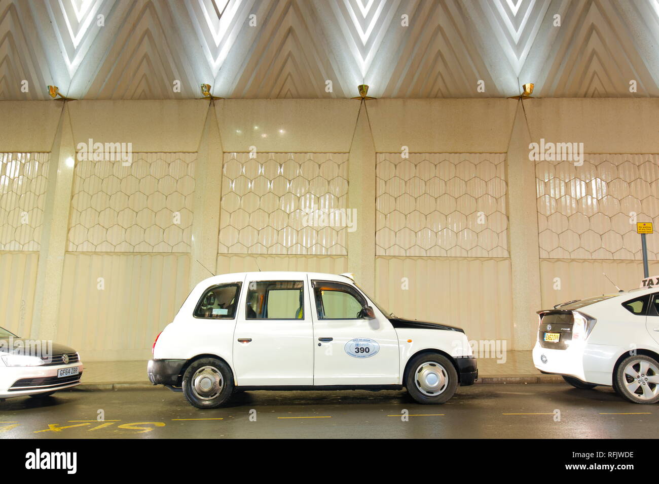 Leeds black and white taxis hires stock photography and images Alamy