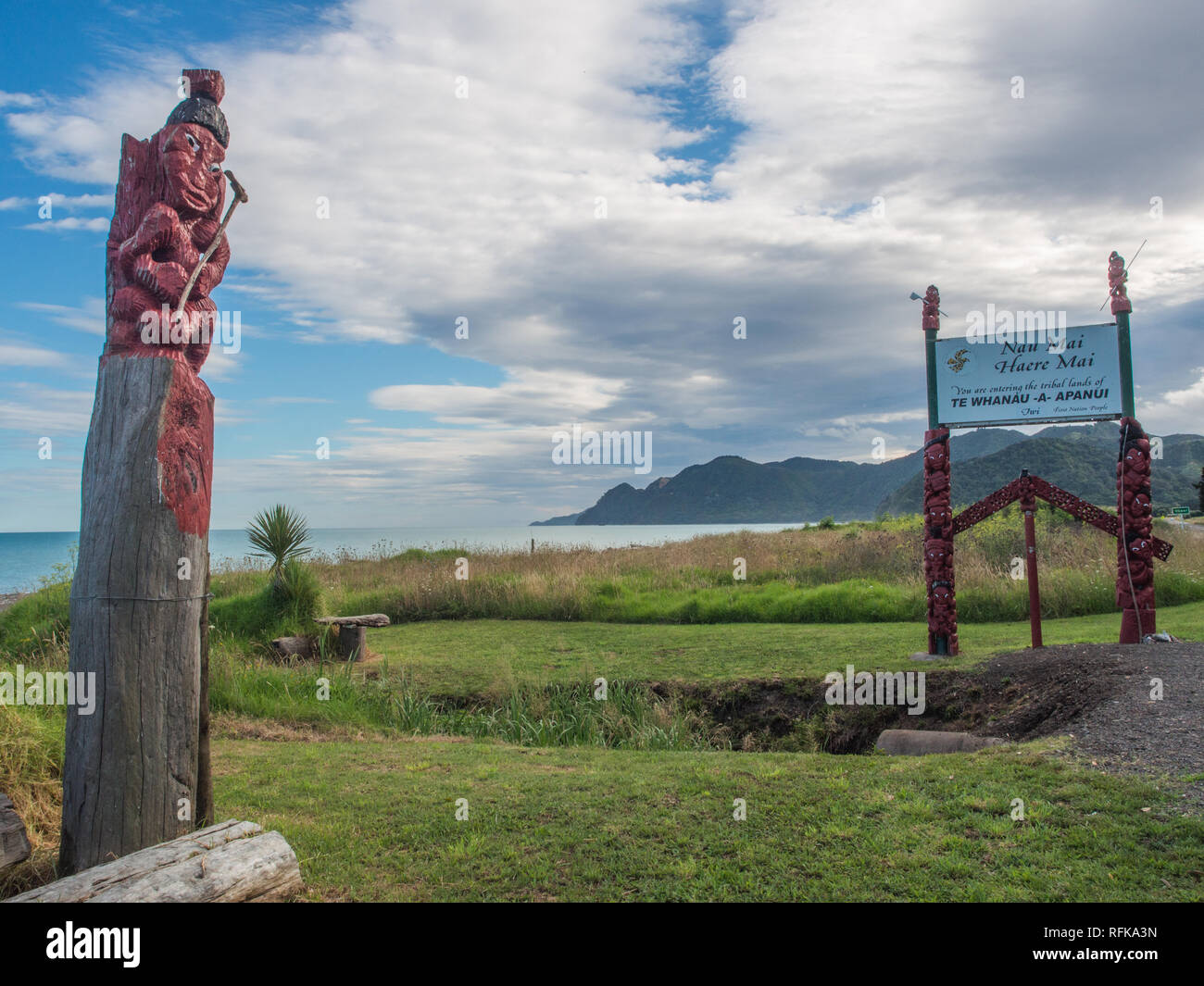 Roadside sign marking the boundary of Te Whanau a Apanui tribal lands, Opotiki, East Cape, New Zealand Stock Photo