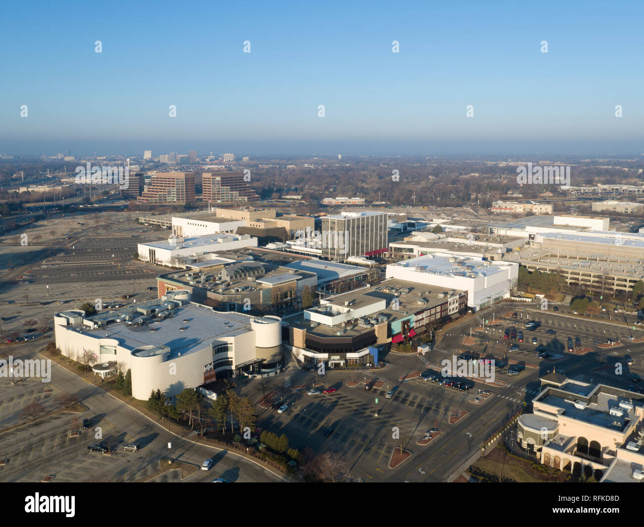 Shopping center in Oak Brook, Illinois Stock Photo - Alamy