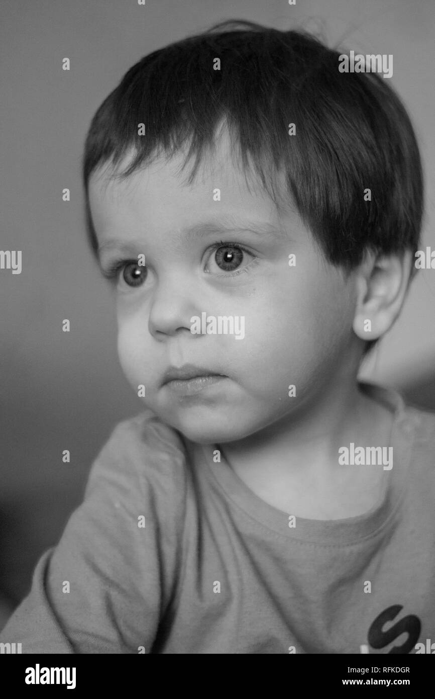 Black and white portrait of a boy. Little boy portrait. Child Stock Photo - Alamy