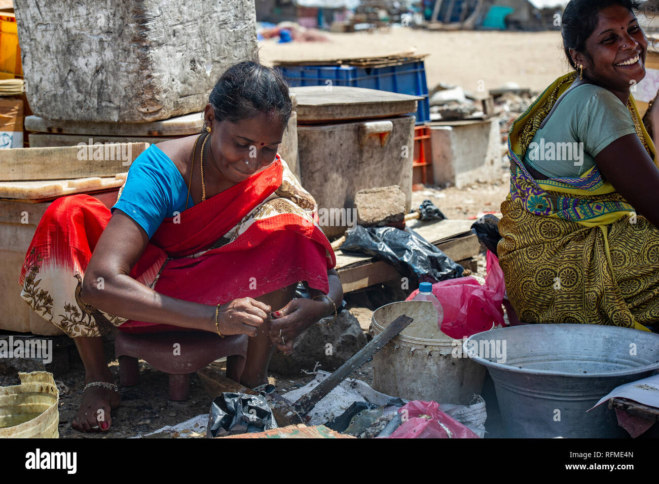 Indian woman in saree chennai hi-res stock photography and images - Alamy