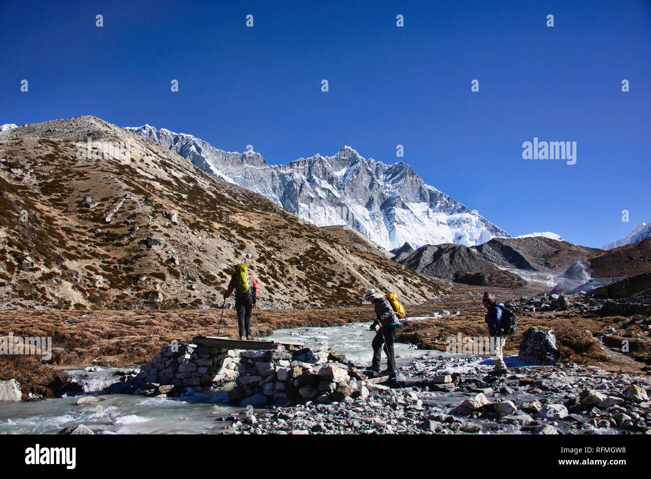Trekkers Kongma La Pass, Khumbu, Everest Region of Nepal Stock Photo