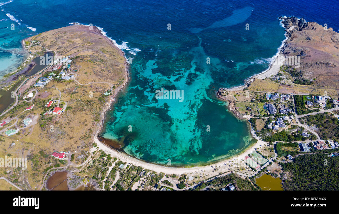 Petite cul de sac beach hires stock photography and images Alamy