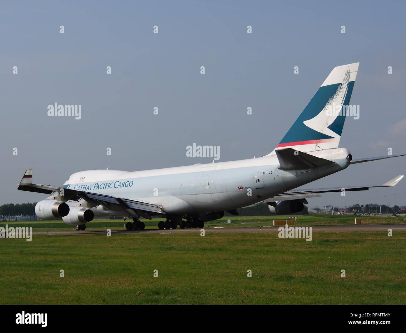 B-HUQ Cathay Pacific Boeing 747-467F - cn 34150 taxiing 14july2013 pic-013. Stock Photo