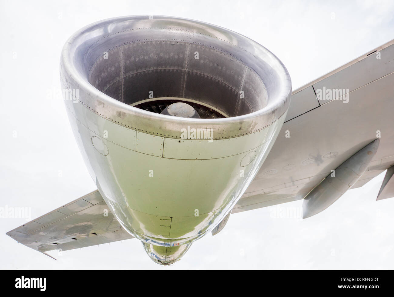 747 Jet Engine Stock Photo - Alamy