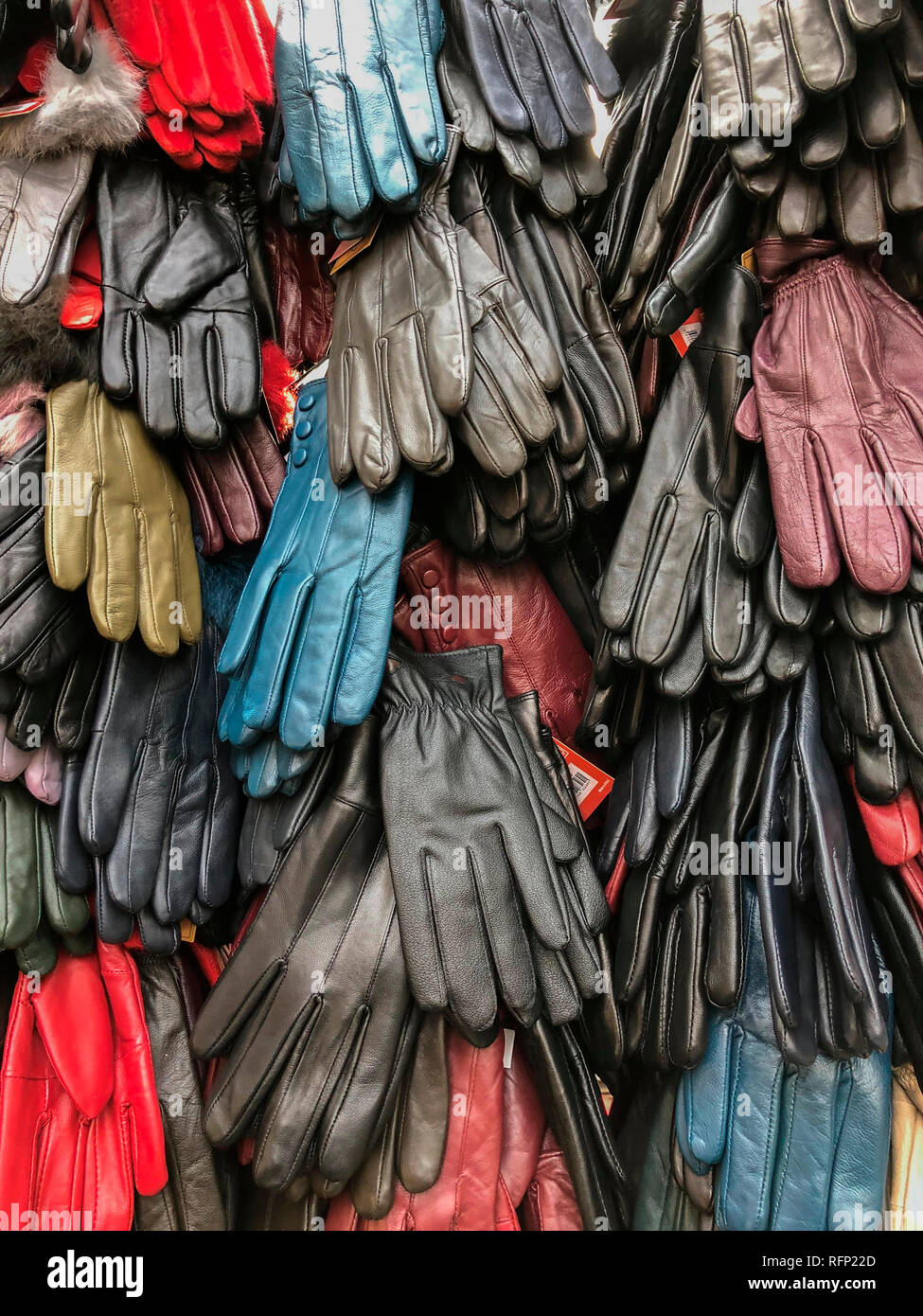 leather gloves for sale