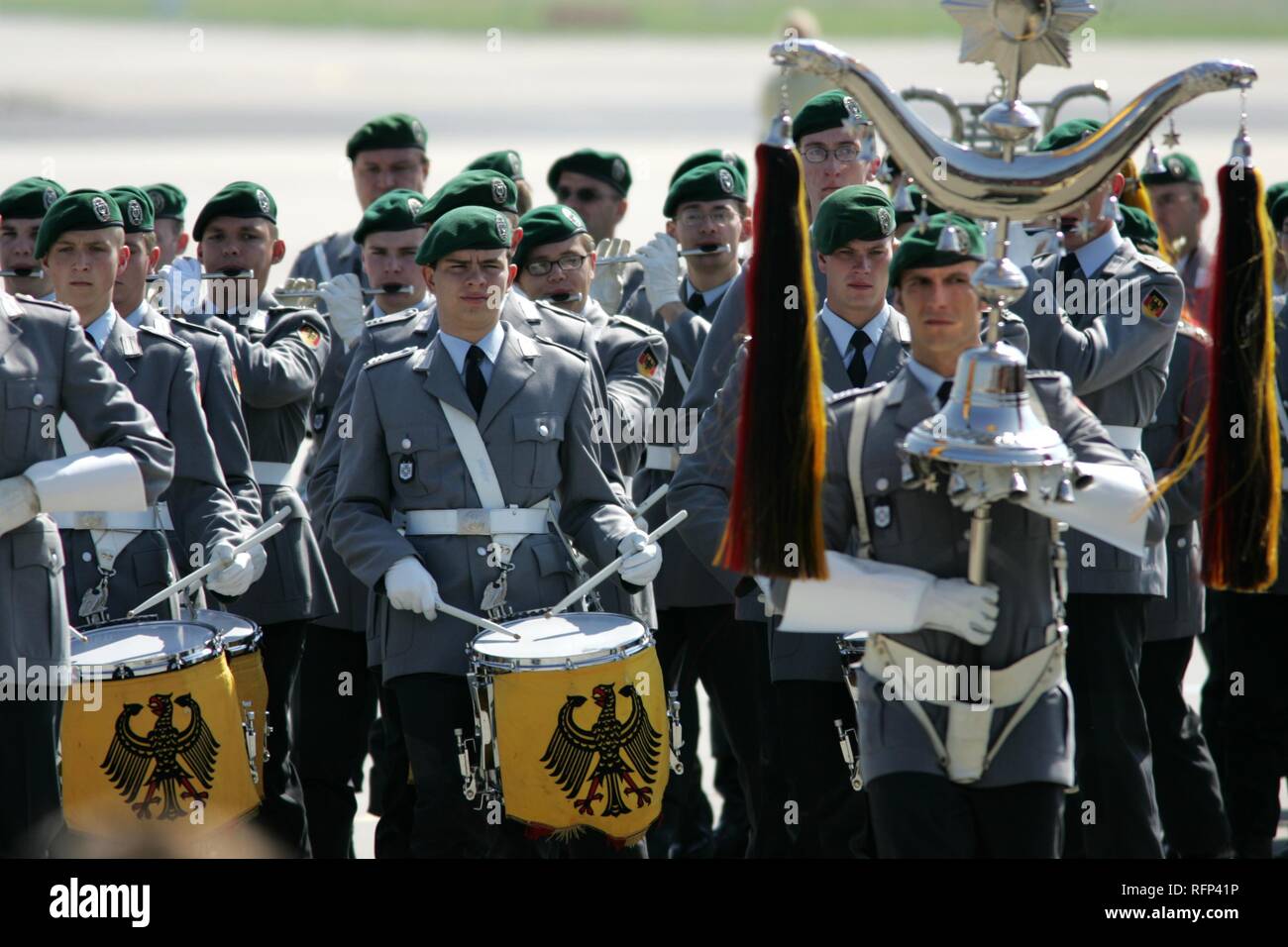 Wachbataillon (Guard battalion) of the German Bundeswehr, airport Cologne-Bonn, North Rhine Westphalia, Germany Stock Photo