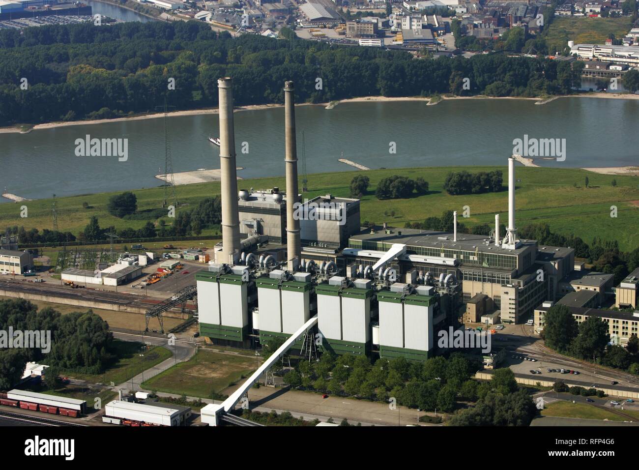 Lausward Power Station Natural Gas Electricity Generation Duesseldorf North Rhine Westphalia Germany Stock Photo Alamy
