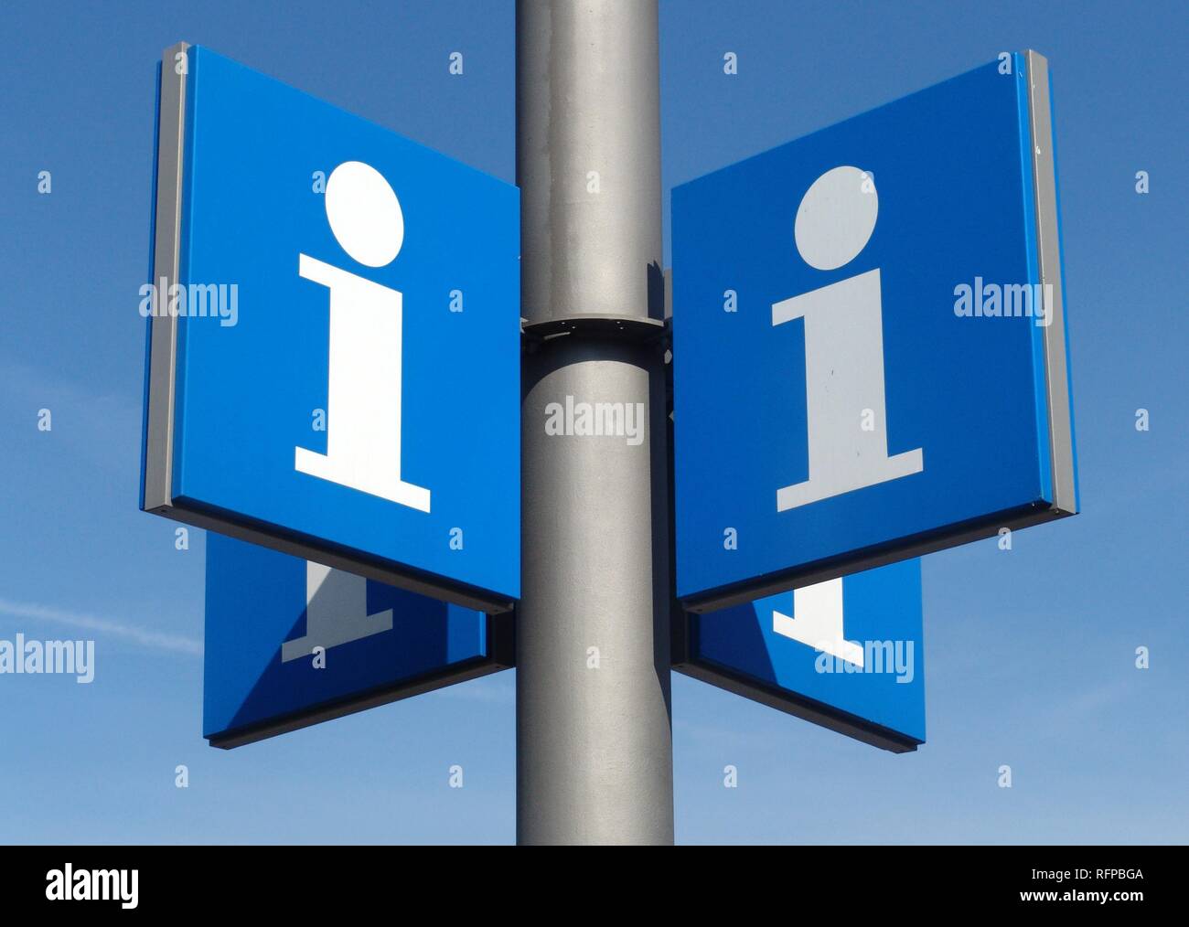 DEU, Federal Republic of Germany, Hannover: signpost, direction to north, south, eat and west to an informatin center. Stock Photo
