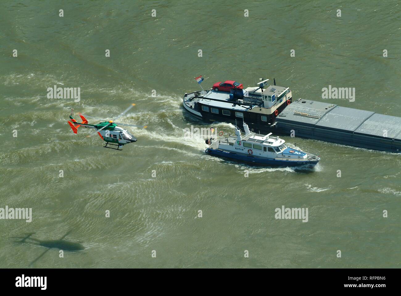 DEU, Germany, Duesseldorf: River police works together with the alarm helicopter BK 117 with camera, infrared and heat-search Stock Photo
