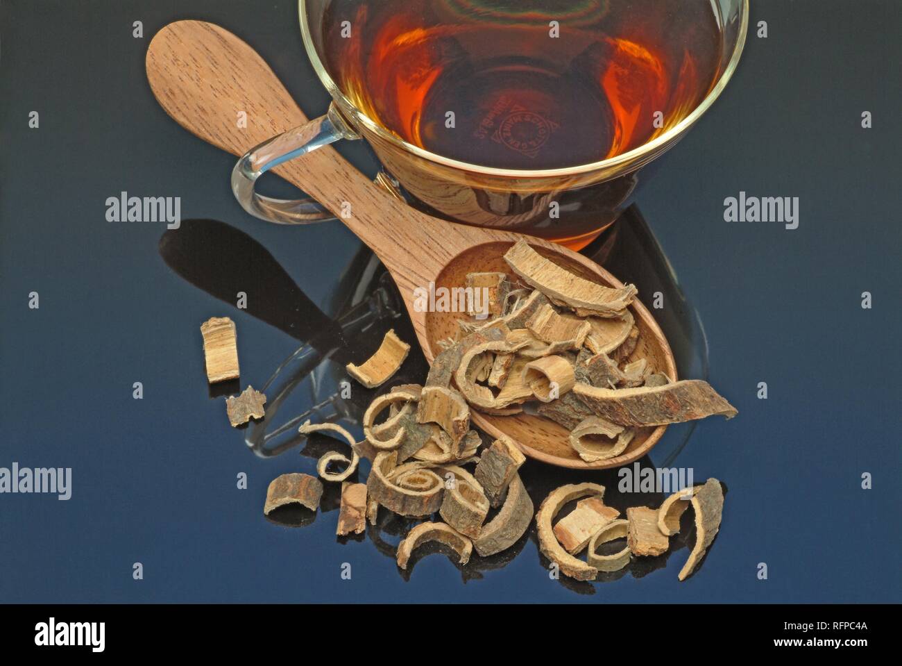 Medicinal tree bark hires stock photography and images Alamy