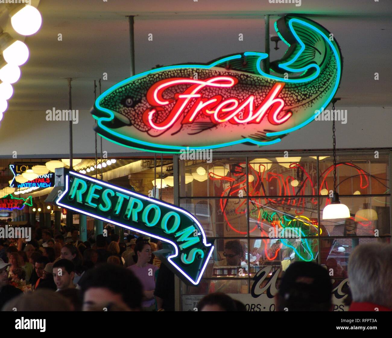USA, United States of America Fresh Fish sign of a fish store Stock Photo Alamy