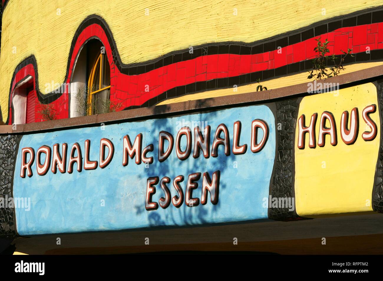 Deu Germany Essen Ronald Mcdonald Hundertwasser House Essen A