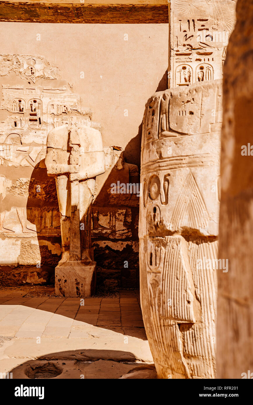 Luxor, Mortuary temple of Medinet Habu ruins. Egypt Stock Photo - Alamy