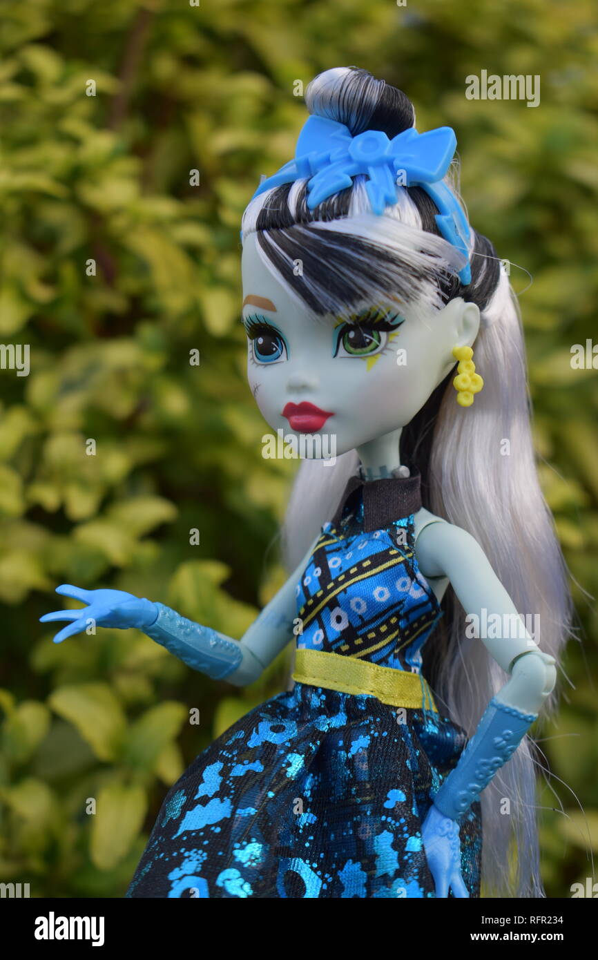 Frankie stein welcome to monster high hi-res stock photography and images -  Alamy