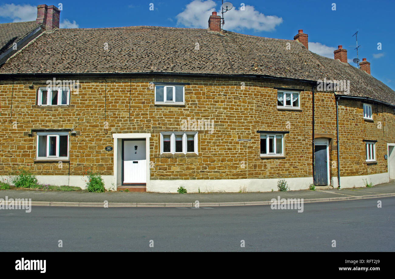 Cottage, Chipping Warden, Northhamptonshire Stock Photo Alamy