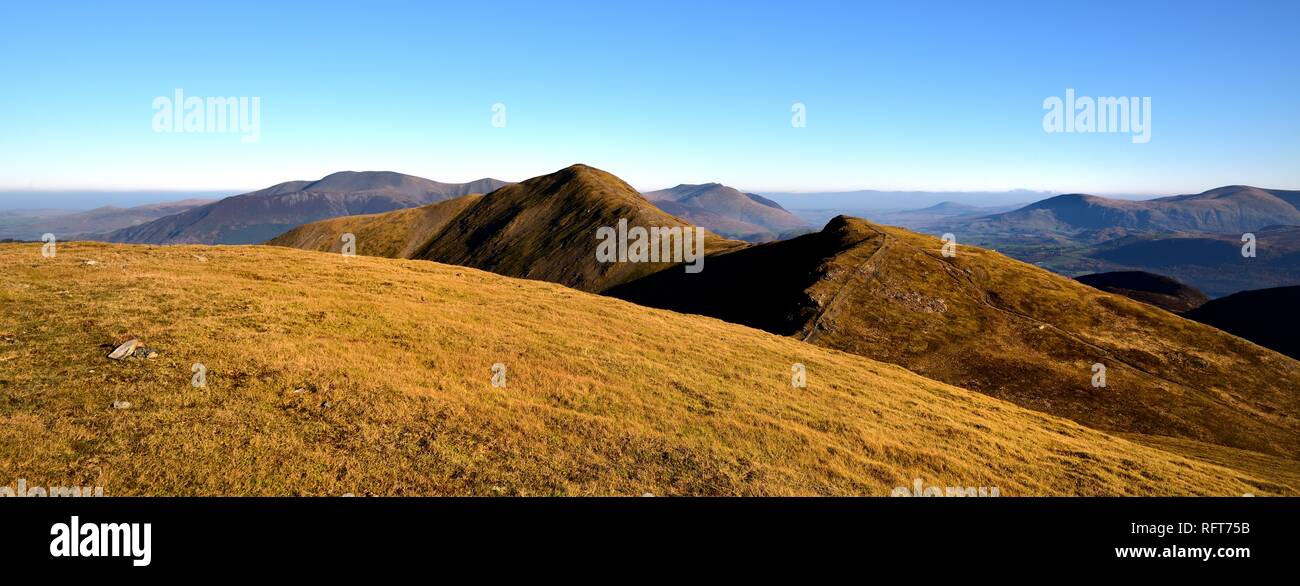 the ridge line of Grisedale Pike and Hobcarton Crag Stock Photo