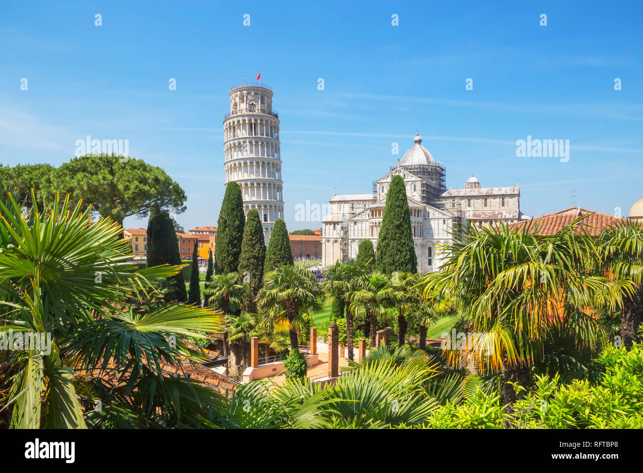 Leaning Tower, Campo dei Miracoli, UNESCO World Heritage Site, Pisa, Tuscany, Italy, Europe Stock Photo
