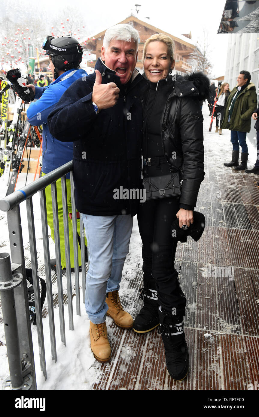 Kitzbuhel Austria 26th January 19 Alexandra Swarovski And Her Husband Michael Heinritzi Can Be Seen At The Hahnenkamm Race After The Second Run Of The Slalom In The Finish Area Photo Felix