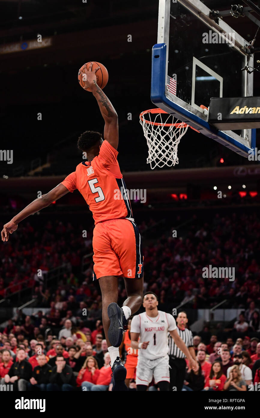 New York, New York, USA. 26th Jan, 2019. Illinois Fighting Illini guard TEVIAN JONES (5) goes to the basket for the slam dunk during the second half against the Maryland Terrapins at Madison Square Garden. Credit: Terrence Williams/ZUMA Wire/Alamy Live News Stock Photo