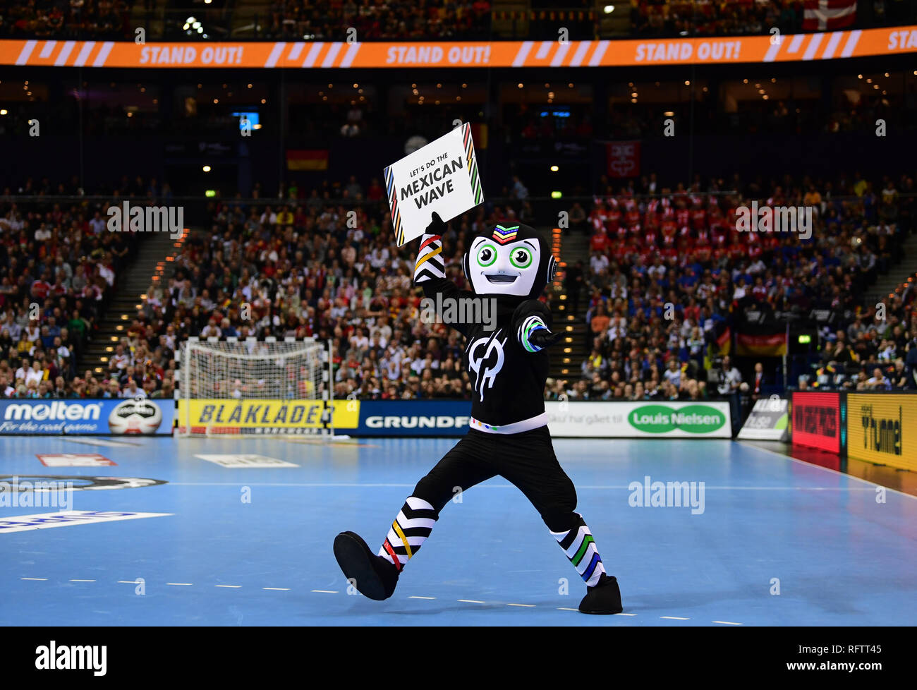 Hamburg, Germany. 25th Jan, 2019. Handball: WM, France - Denmark, final  round, semi-final. World Cup mascot Stan calls on spectators to start a  wave with a sign "Lets do the Mexican Wave".