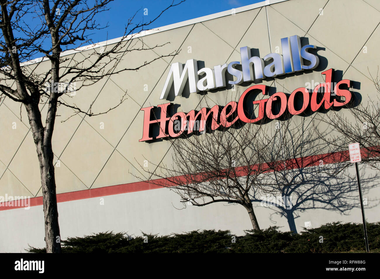 marshalls woodbridge township