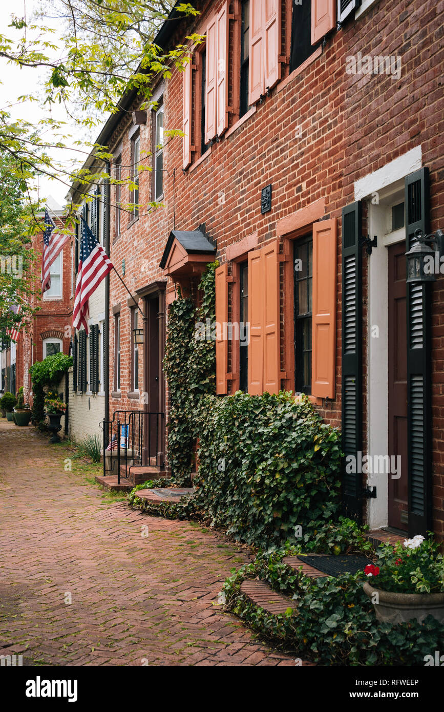 Brick row houses in Old Town, Alexandria, Virginia Stock Photo Alamy
