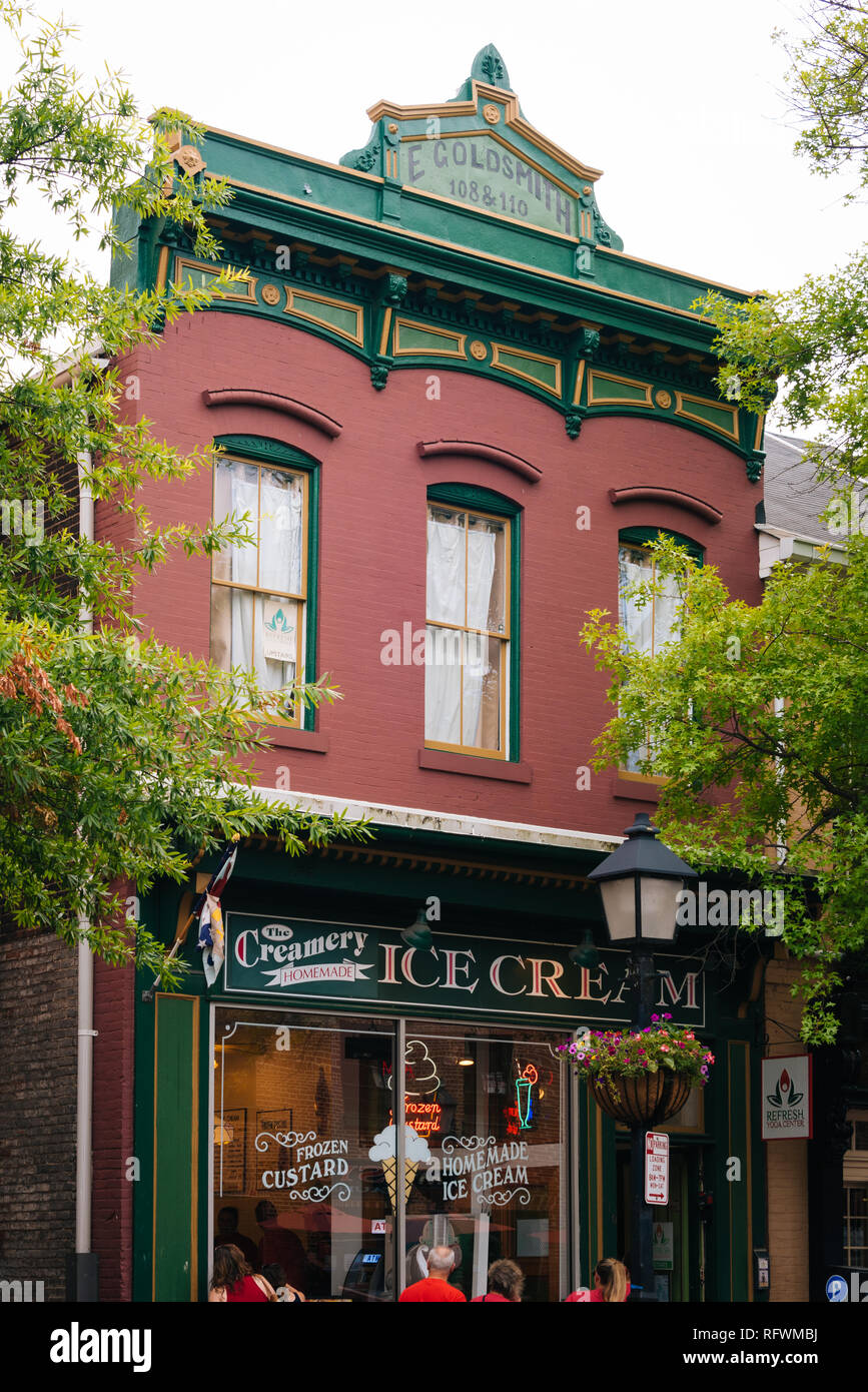 Ice Cream shop on King Street in Alexandria, Virginia Stock Photo Alamy