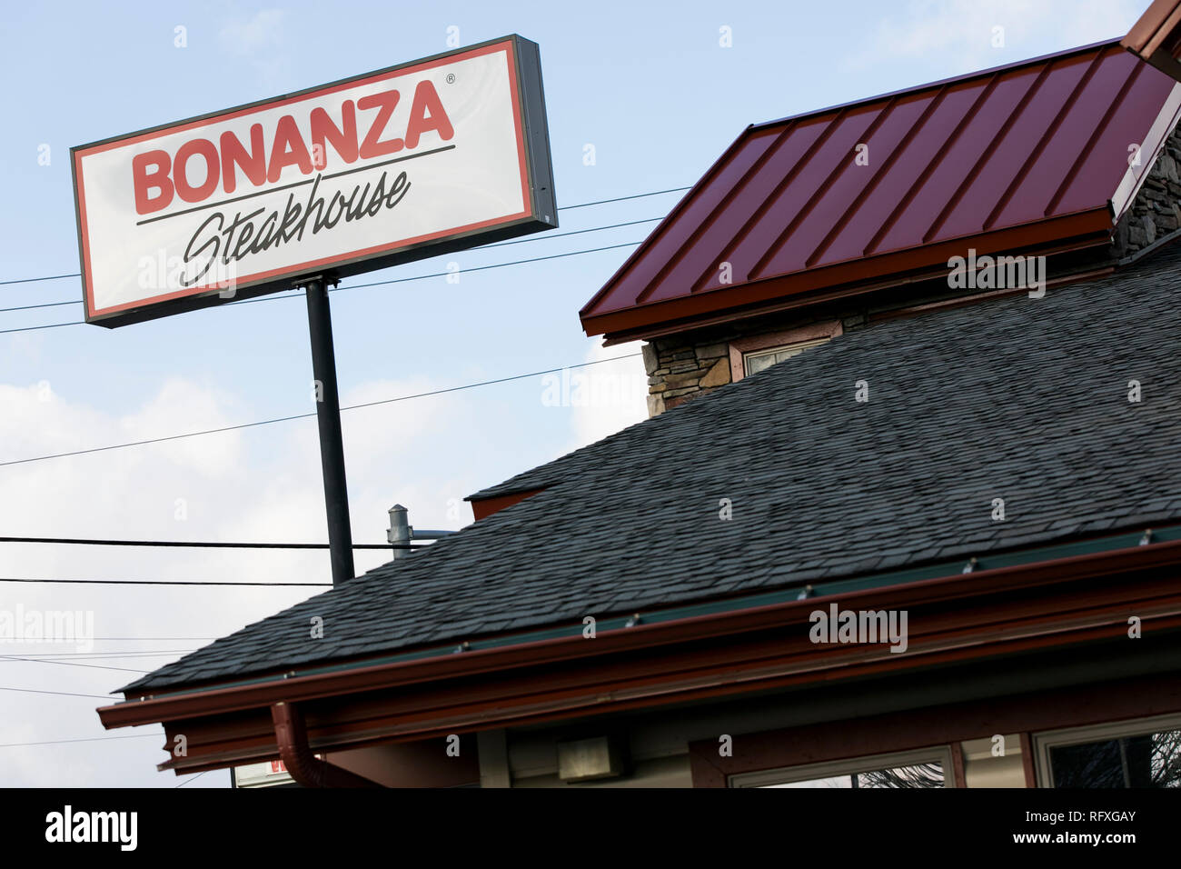 A logo sign outside of a Bonanza Steakhouse restaurant location in