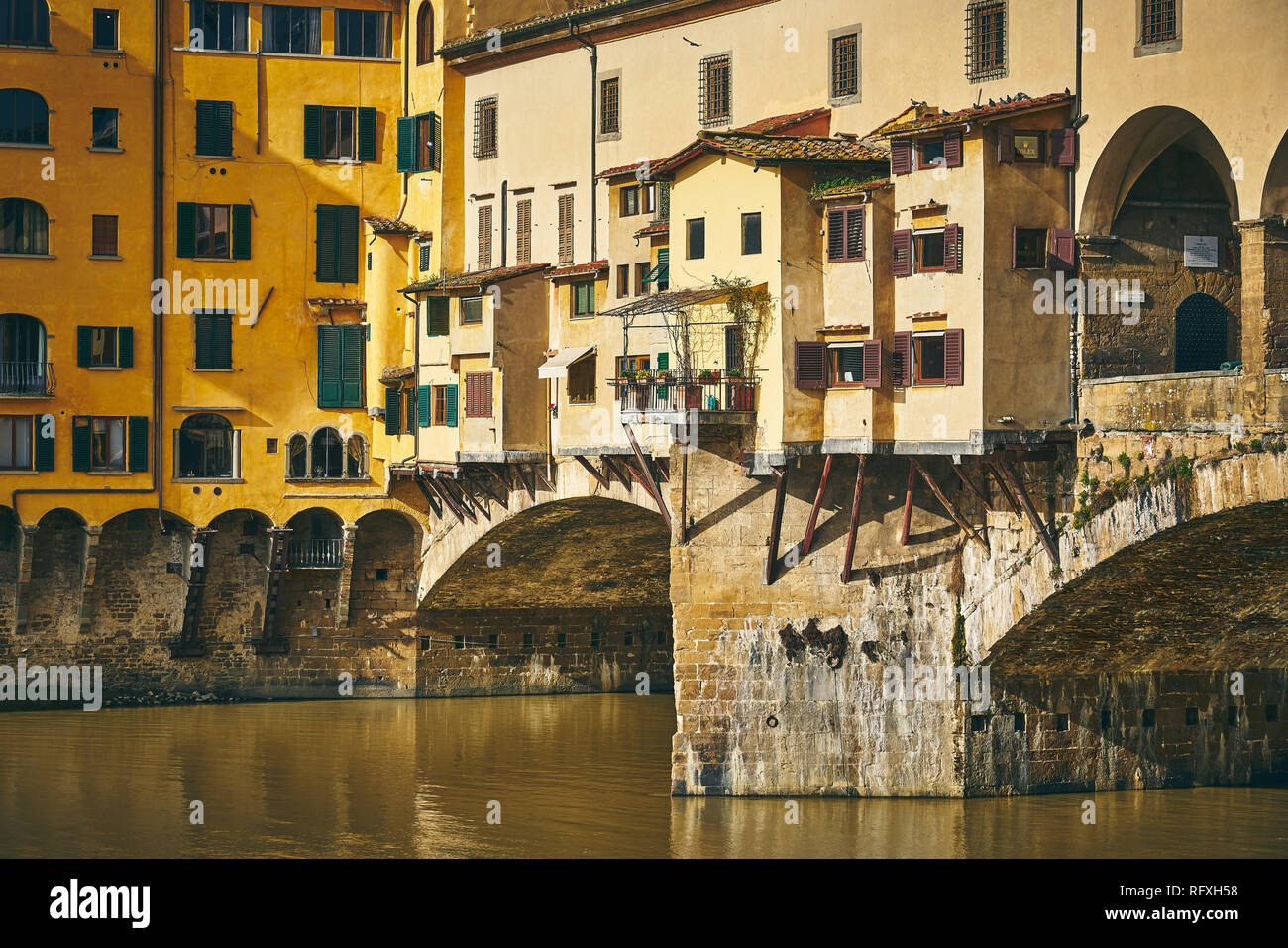 the famous bridge Ponte Vecchio of Florence, Italy Stock Photo - Alamy