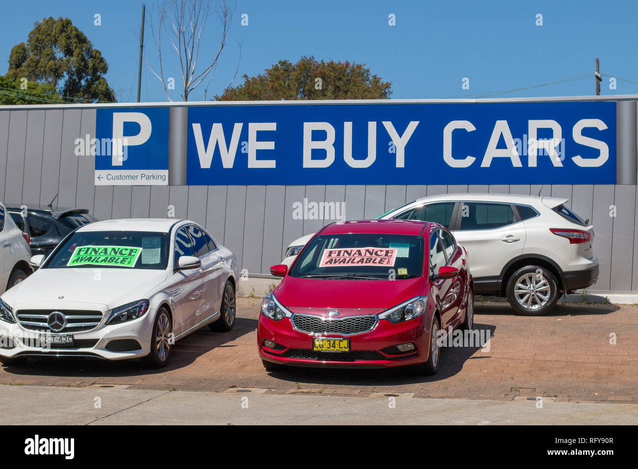 Second hand and used cars for sale in Sydney,Australia Stock Photo