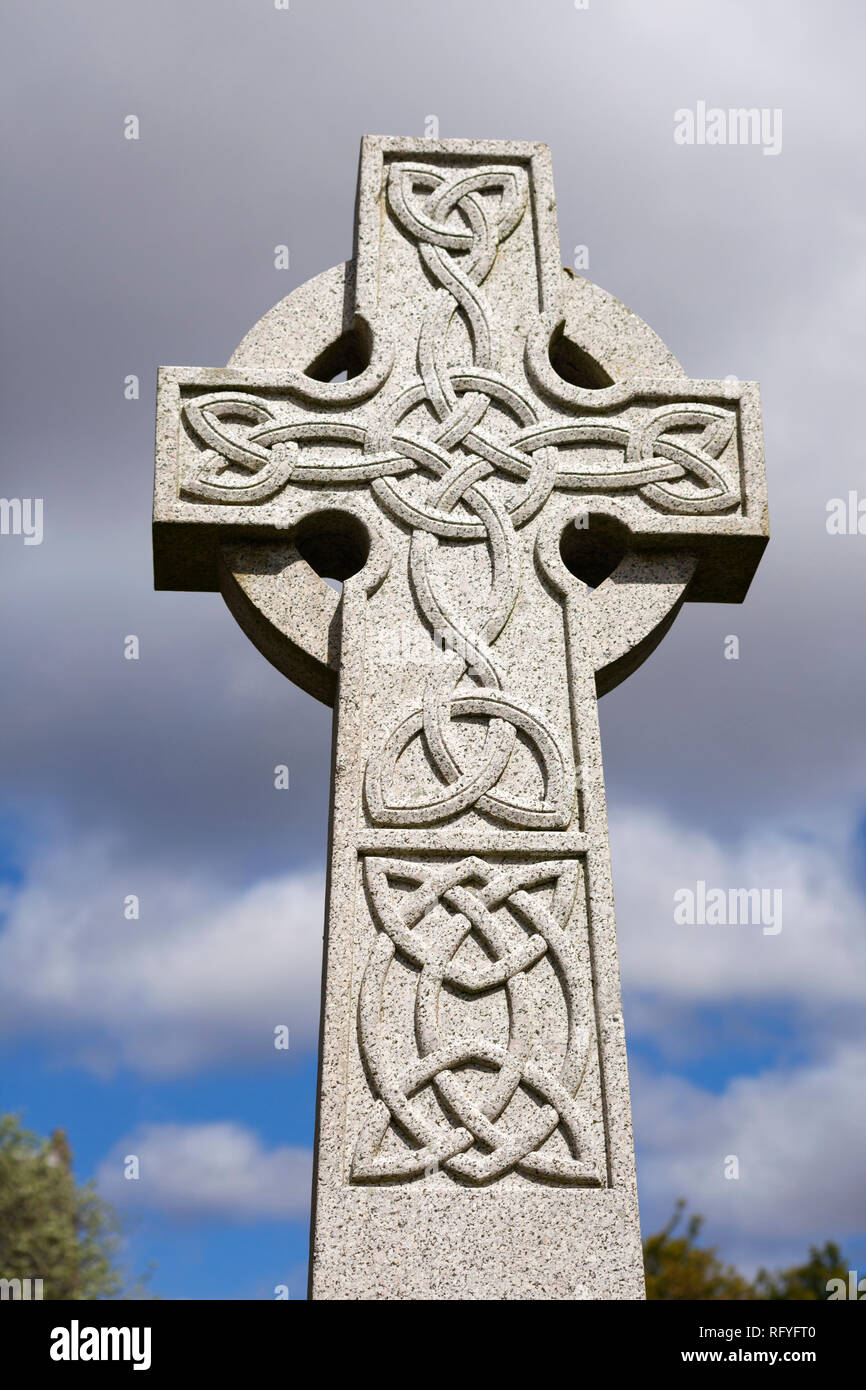 Celtic Cross on the war memorial, Rhu, Argyll, Scotland Stock Photo